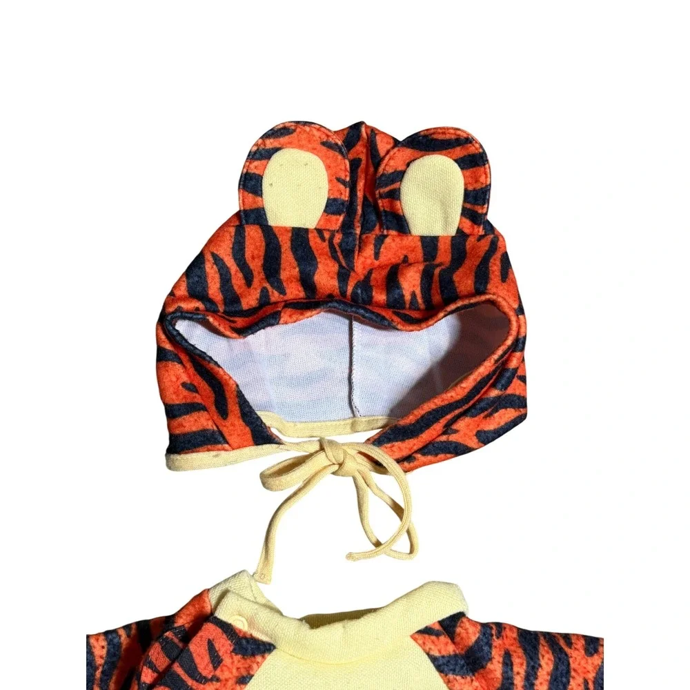 Vintage Disney Pooh Tigger Footed Sleeper Onesie with Hooded Hat 24 Months 70155